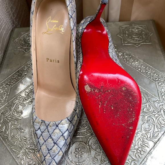 Christian Louboutin Silver and gold foiled pumps. - Picture 10 of 11
